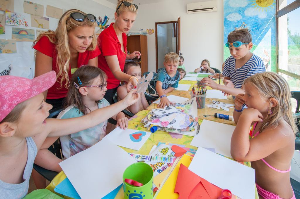 Hermes Club Hotel Carewo Zewnętrze zdjęcie