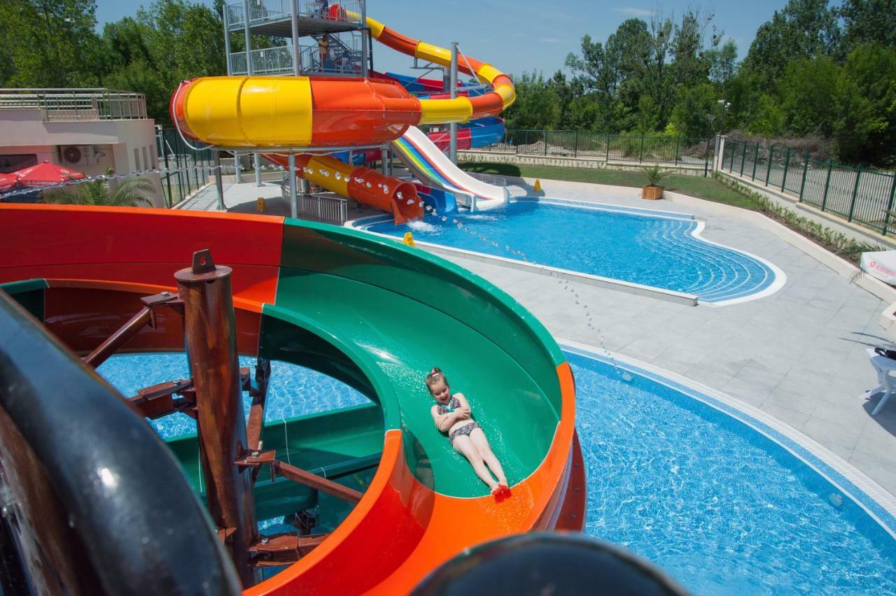 Hermes Club Hotel Carewo Zewnętrze zdjęcie